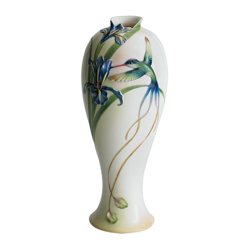 LONG TAIL HUMMINGBIRD DESIGN SCULPTURED PORCELAIN TALL VASE