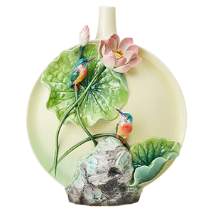 PERFECT TOGETHER KINGFISHER AND LOTUS VASE
